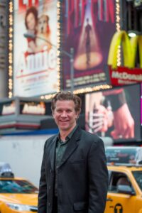 Read more about the article „Von Wien in die USA“ – Liederabend mit Steven Scheschareg